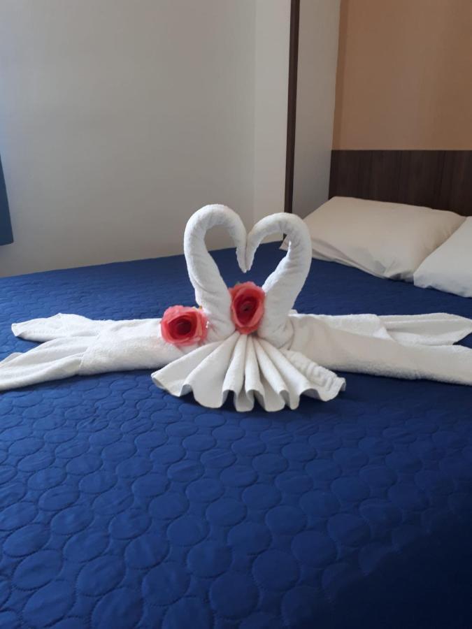 Hostal Urpi-Oklahoma Reus Luaran gambar