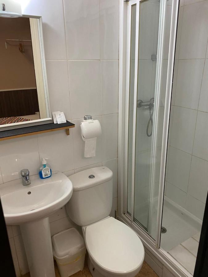 Hostal Urpi-Oklahoma Reus Luaran gambar